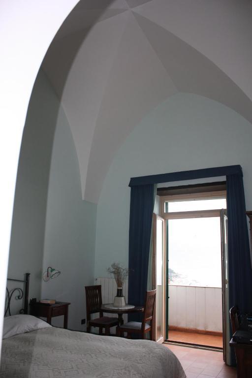 Hotel Rina 2*